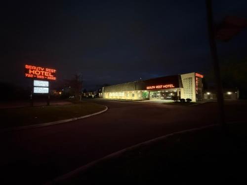 Edison Hotel | Beauty Rest Hotel