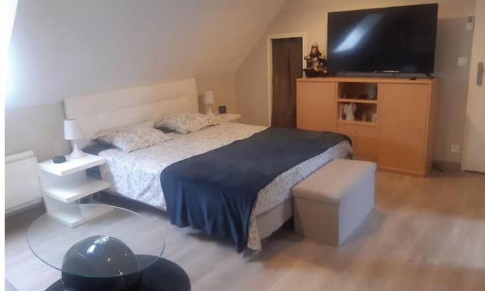 Pruille-le-Chetif Bed & Breakfast | Bed and breakfast in quiet residential area near Le Mans and the 24h race circuit