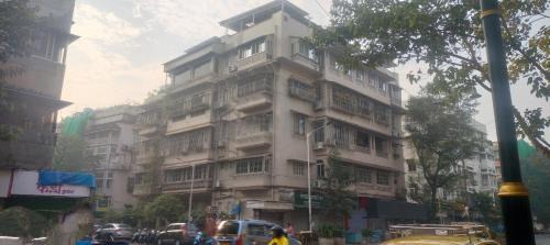 Wellington Pier Bed & Breakfast | Bed and Breakfast at Colaba