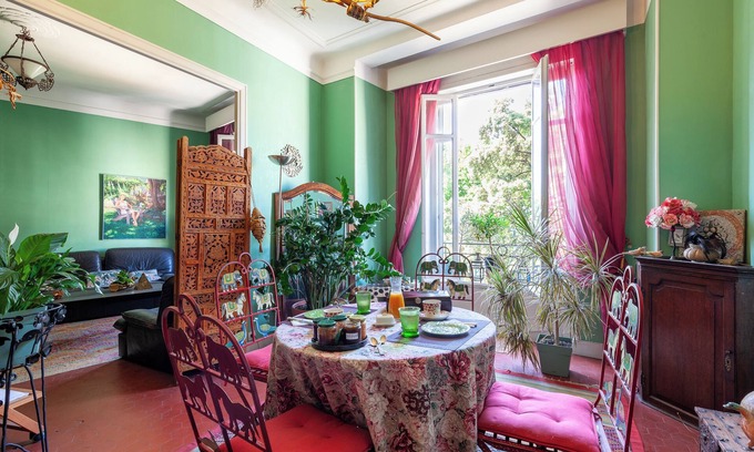 Le Chapitre Bed & Breakfast | Bed and Breakfast 'Chez Marie' with Wi-Fi