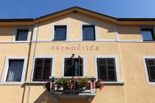 Divaca Bed & Breakfast | Bed and Breakfast Malovec