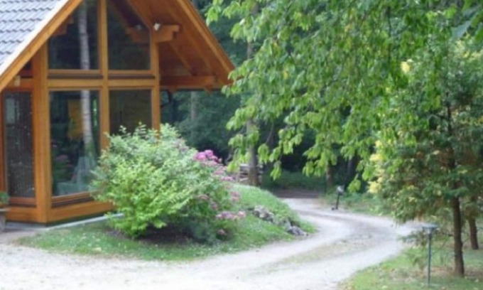 Daubeuf-pres-Vatteville House | bed and breakfast in cottage the edge of the wood