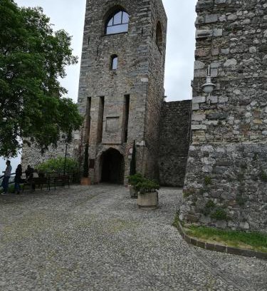 Padenghe sul Garda Bed & Breakfast | Bed & Breakfast Castello