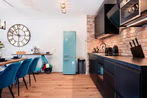 Aachen Apartment | bee Apartments Design NESPRESSO Küche Parkplätze PS5