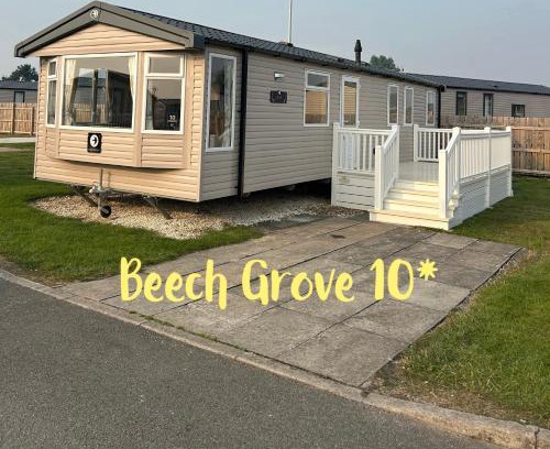 Kirby Misperton House | Beech Grove 10 Flamingo land