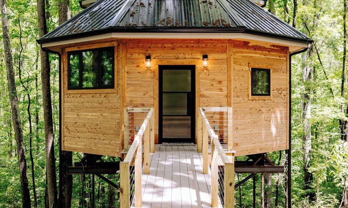 Fairburn Cabin | Beech Retreet Treehouse Atlanta