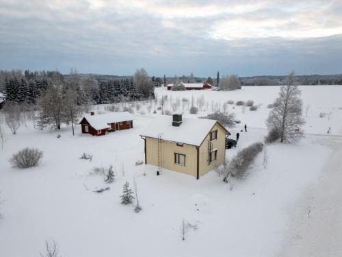 Ruovesi Bed & Breakfast | Beekeepers House
