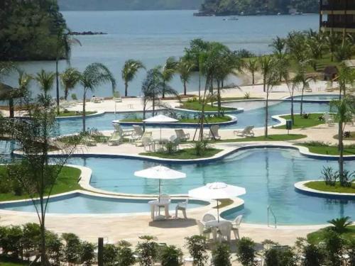 Pontal Apartment | Belíssimo Duplex no Resort Costabella em Angra dos Reis