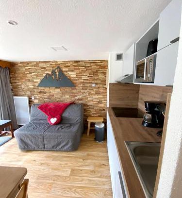Chamrousse Apartment | Bel appart pour 4/6 pers plein SUD sans vis a vis