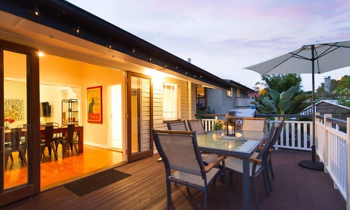 Bulimba House | Bella Bulimba, a pet friendly beautiful character home with fenced rear garden