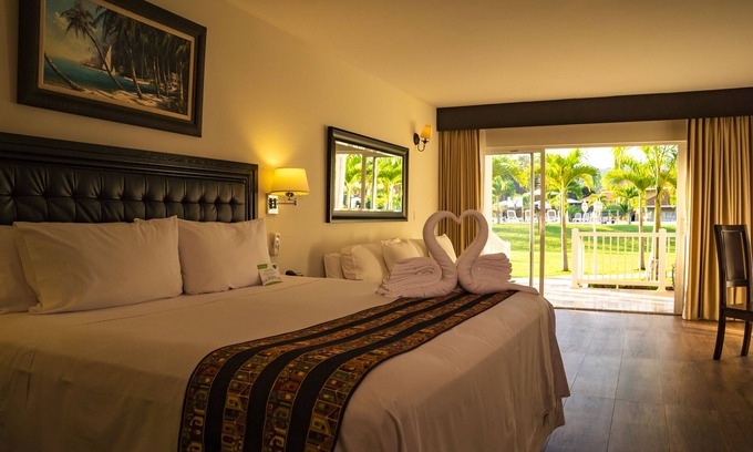 Sauce Hotel | Bella Terra Laguna Azul Resort & Spa