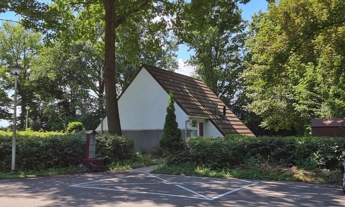 Municipality of Simpelveld House | Belle-Swan