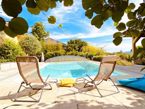 Aix-les-Bains Apartment | Bellevue T1 cozy avec piscine et panorama alpin - proche du lac