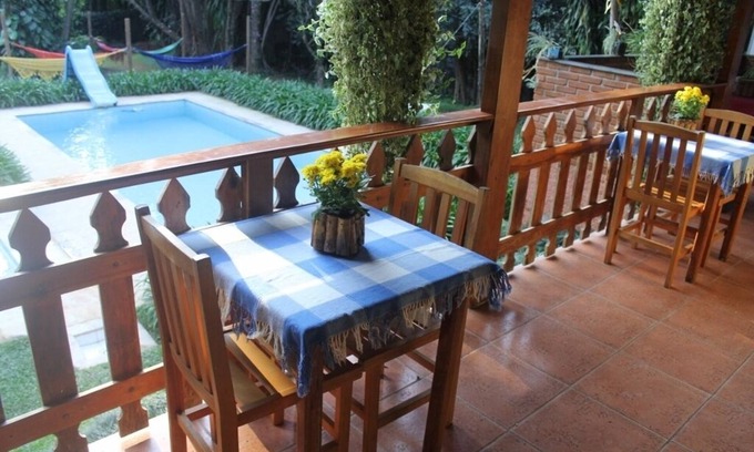 Cotia House | Belo Sítio com piscina, & 6.000 mt2 de área verde - 15 minutos de Pinheiros.