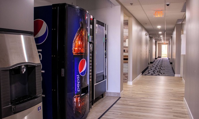 Sigourney Hotel | Belva Deer Inn