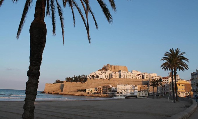 Benicarlo Apartment | Benicarlo 4A2 Apartamento con amplia terraza y vistas al mar, WIFI, garaje