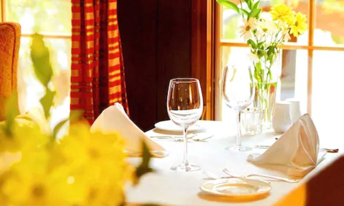 Ashfield-Colborne-Wawanosh Hotel | Benmiller Inn & Spa