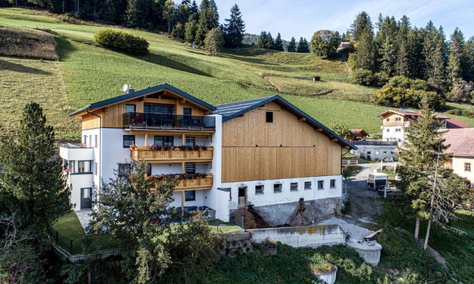 Wenns Apartment | Bergchalet Haflingerherz
