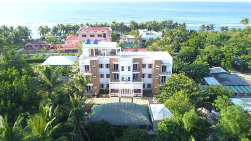 Basco Hotel | Bernardo's Lantia Hotel