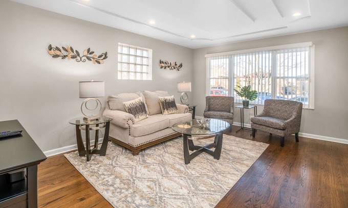 Forestview House | Berwyn Rental