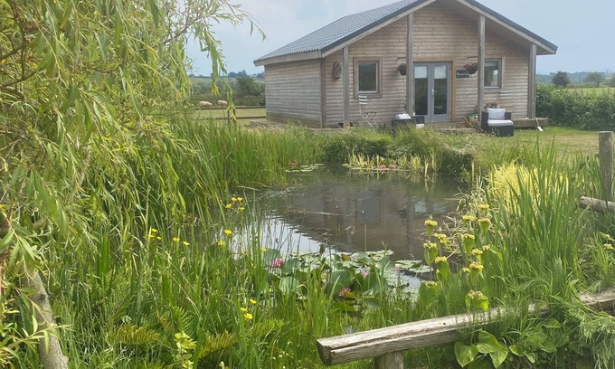 Malltraeth Cabin | Bespoke Log Cabin in idyllic surroundings
