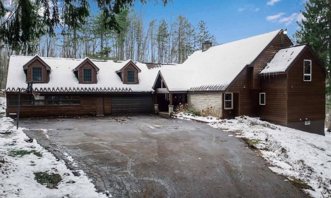 Ellicottville Ski Chalet | Best of both worlds; chalet located on a private lot in the pines and only 1 miles from the village!