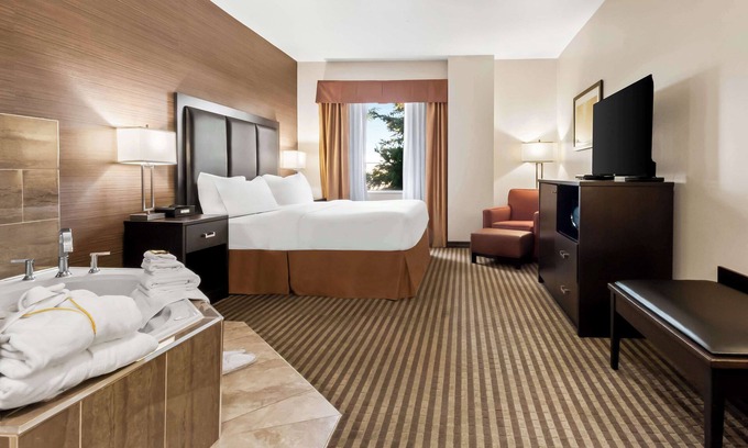 Centre Wellington Hotel | Best Western Plus Fergus Hotel