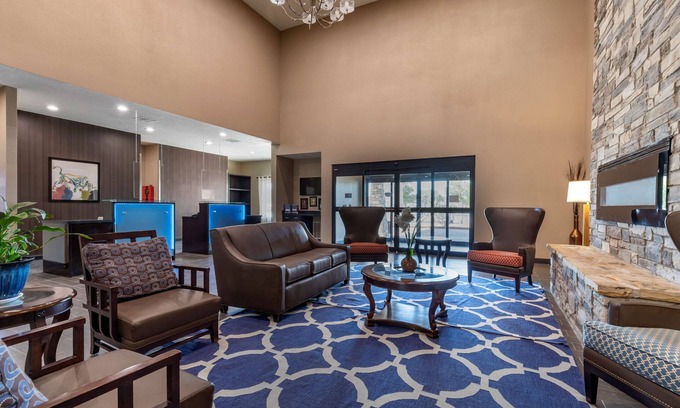 Big Lake Hotel | Best Western Plus Big Lake Inn