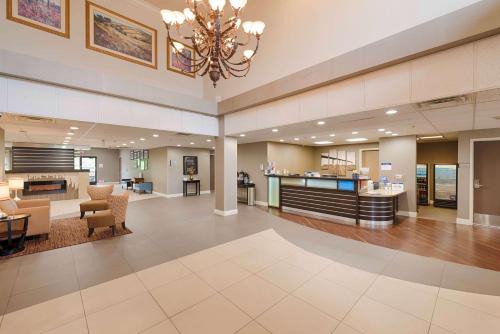 Oakley Hotel | Best Western Plus Delta Inn & Suites