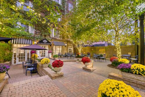 Boystown Hotel | Best Western Plus Hawthorne Terrace Hotel