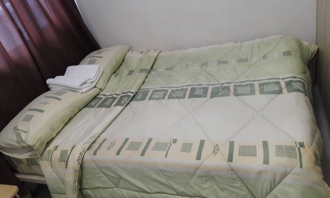 Plainview Condo | Beutiful 1 BR Condo Unit Connected to a Train Station with fast Internet