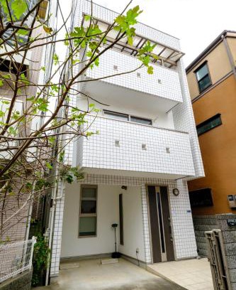 Okubo Apartment | Beyond Comfort 新宿大久保