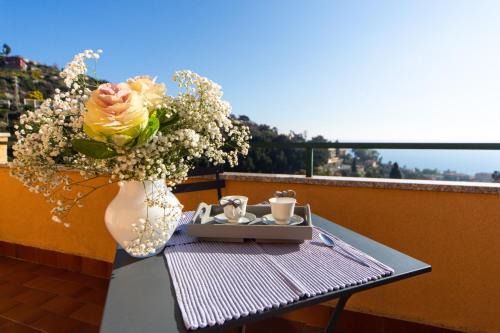 Ospedaletti Apartment | Bibi Home
