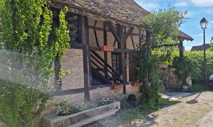Gigny-sur-Saone Villa | Bienvenue à l'escale