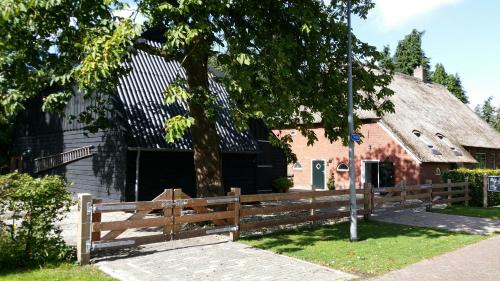 Zwinderen Bed & Breakfast | bij Saar
