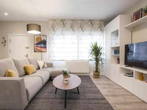 Algorta Apartment | Bilbao Costa III by Aston Rentals