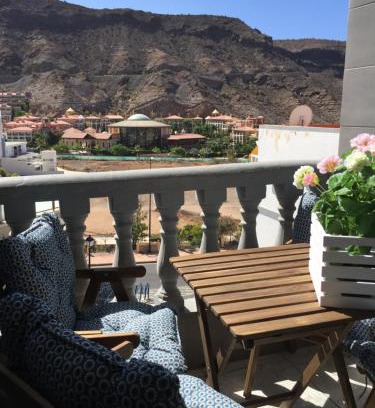 Lomo Quiebre Apartment | Billy's Las Rocas Apt Playa de Mogan with pool access