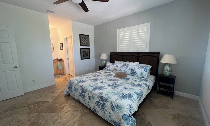 Alice Town Apartment | Bimini Breeze 2/2 Apartment