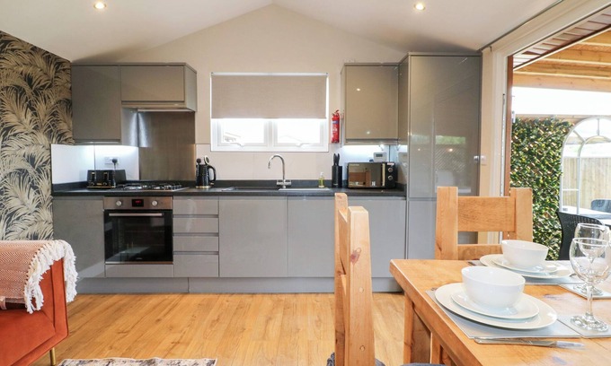 Swadlincote Cottage | Birch