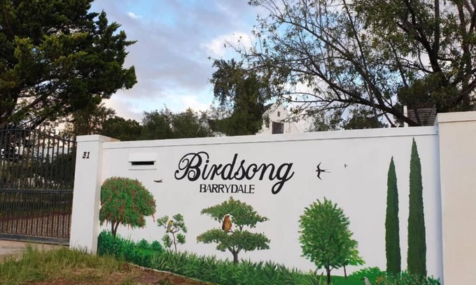 Barrydale Apartment | Birdsong Barrydale