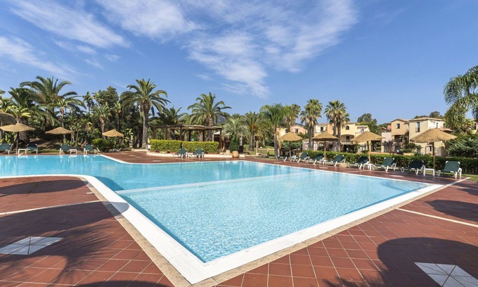 Santa Margherita di Pula Apartment | Bithia Tropical Residence Apartment