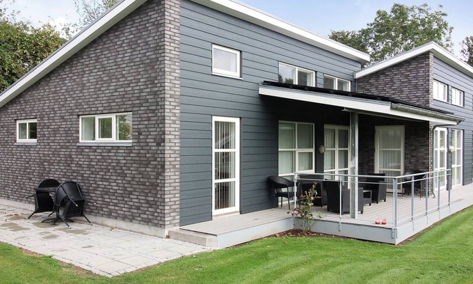 Rødvig House | "Bjerne" - 200m from the sea by Interhome