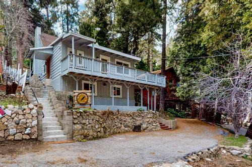 Arrowhead Villas House | Black Feather Lodge
