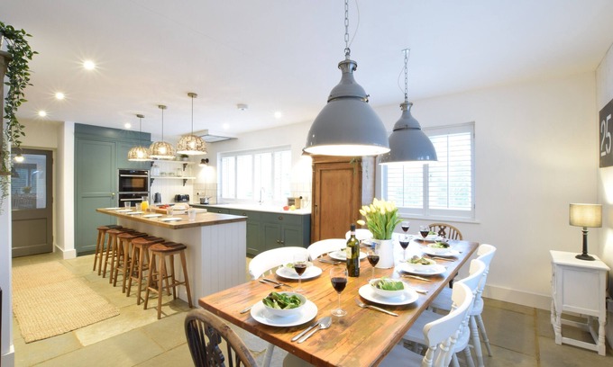 Wenhaston Cottage | BLACKSHORE HOUSE, WENHASTON, pet friendly in Halesworth