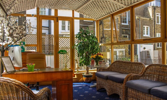 Pimlico Hotel | Blades Hotel