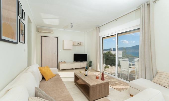 Porto Rafti Apartment | Blanco Apartment by A&D Properties