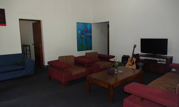 Katukitula Villa | BLEND IN WITH THE NATURE WITH YOUR FAMILY & FRIENDS.ENJOY A COZY STAY TEARAMB.