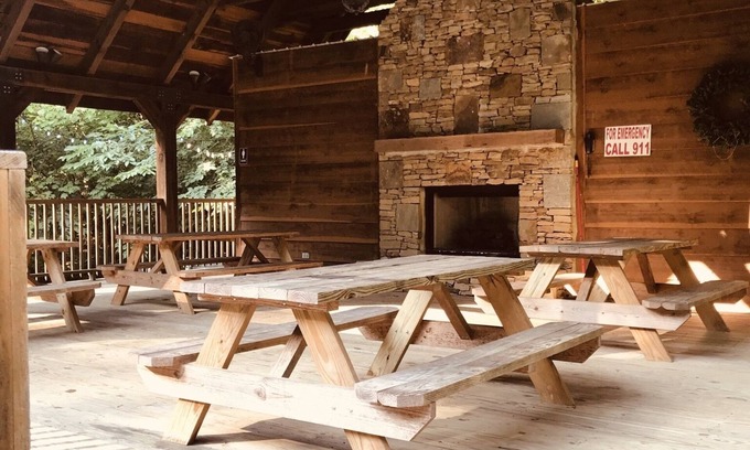 Townsend Cabin | Blessed Nest 1 Bedroom Cabin by RedAwning