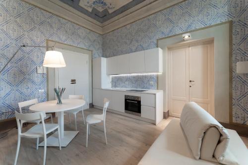 Pontedera Apartment | Blu Suite