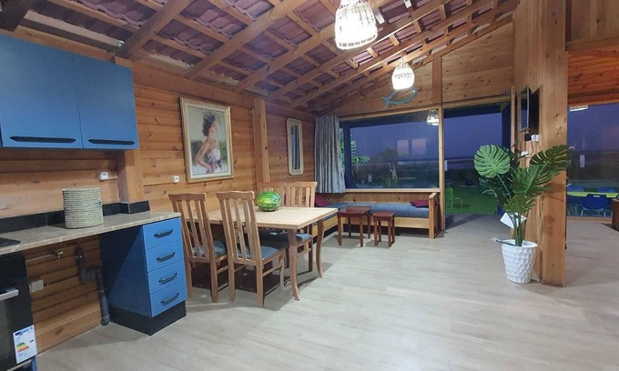 El Maamoura Ski Chalet | Blue Chalet Dar Oufa